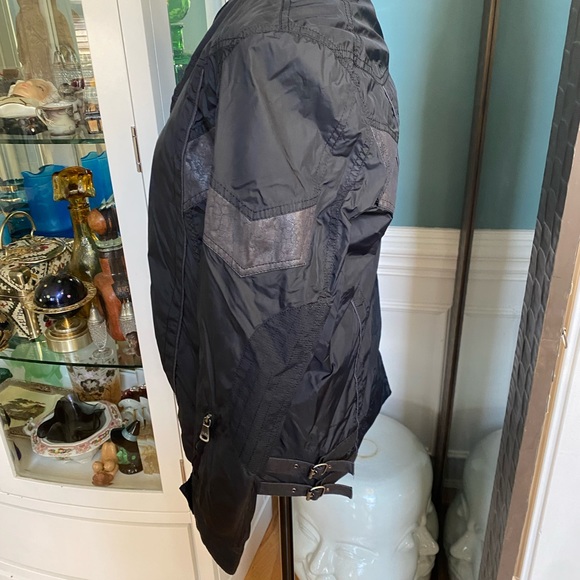 Dolce & Gabbana men’s nylon jacket black with gray size 50 - Picture 2 of 7